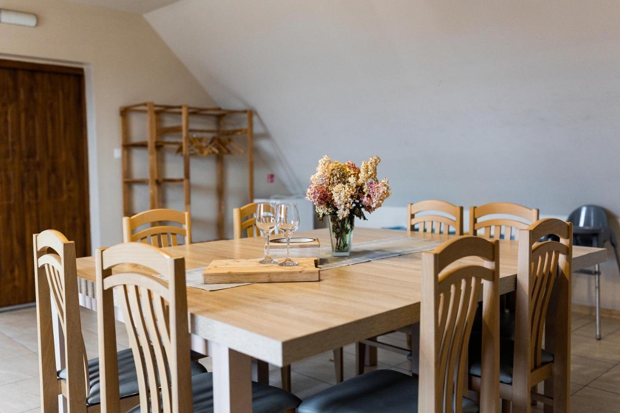 Rodzinny Apartament Folker Wegierska Gorka Dış mekan fotoğraf