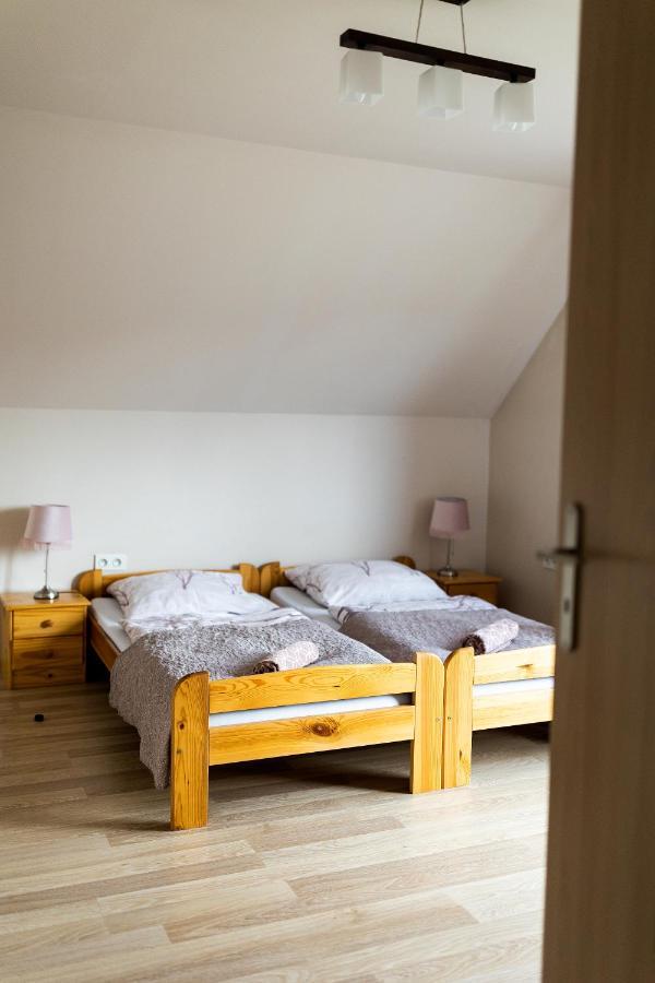 Rodzinny Apartament Folker Wegierska Gorka Dış mekan fotoğraf
